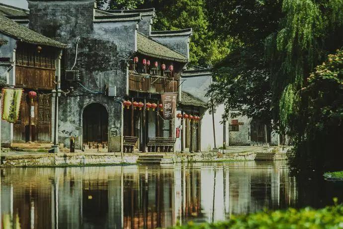 逃出昏暗的地下室2